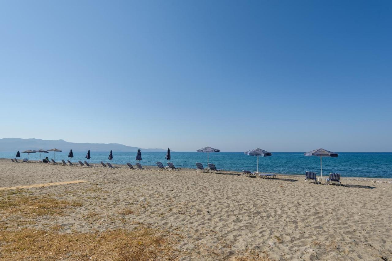 Kostakis Beach Gerani  ภายนอก รูปภาพ