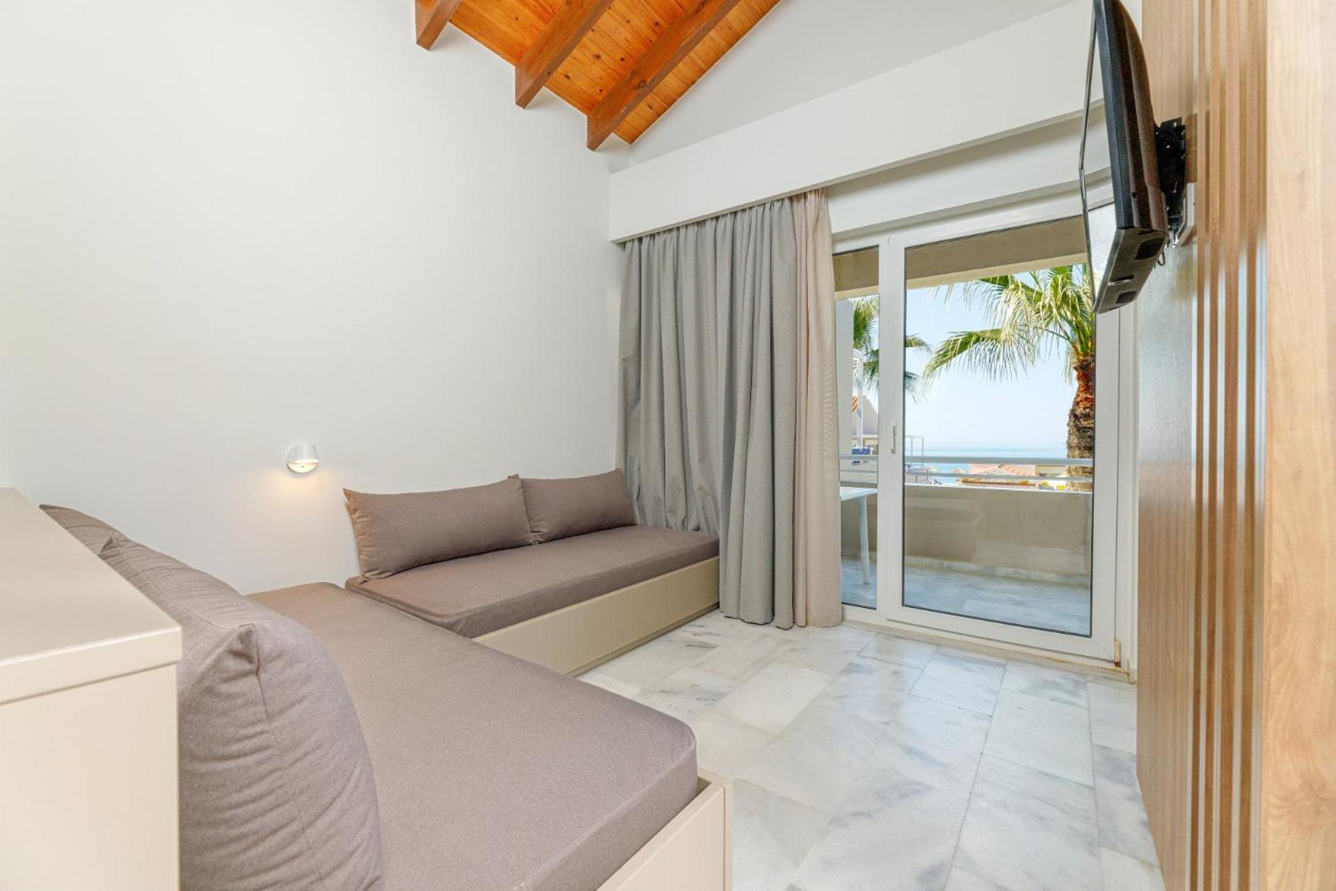 Kostakis Beach Gerani  ภายนอก รูปภาพ